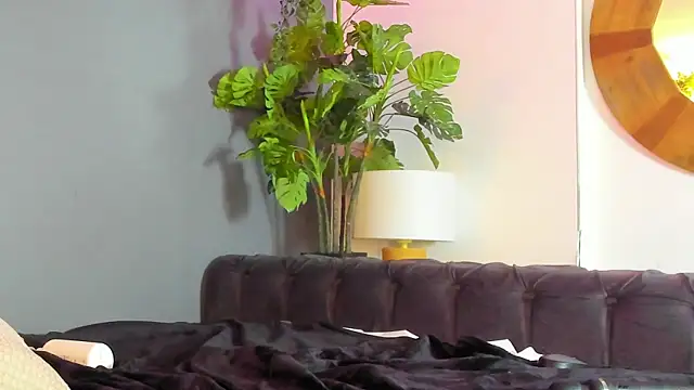 Kira_Exe_ 网络视讯表演