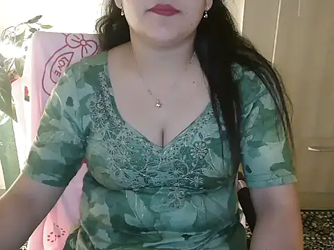 _chitranshi's Webcam Show