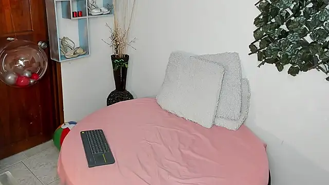 DestinyHills – Live XXX-chat