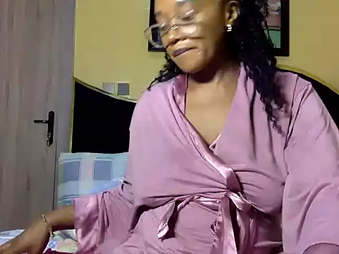 BOOTY_BANGERxxx – webcam-show