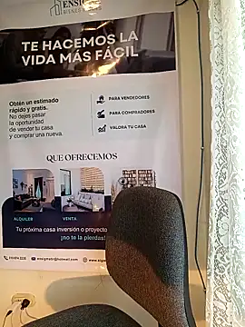 Valentina--1: онлайн-секс-чат