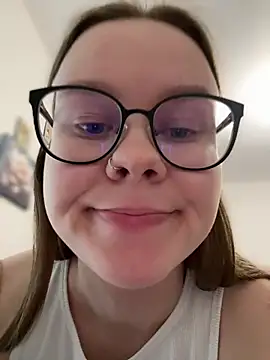 _CherryBloom_ Live XXX-Chat