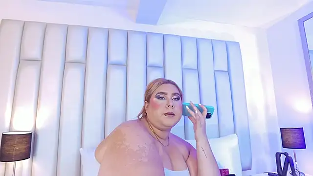 aandreaperez Chat XXX in diretta