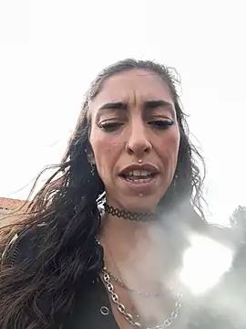 Lalla_Amani 在線直播表演