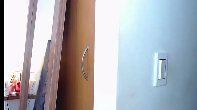 sandra_20's Webcam Show