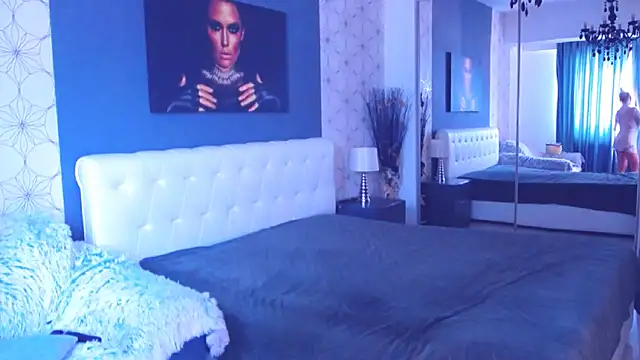 MaryMatiss élő XXX-chatje