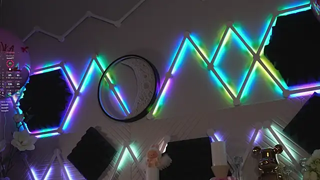 Alvuwkaa Live XXX Chat