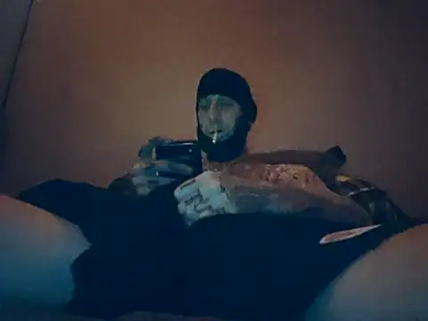 tattooed4you Show in webcam