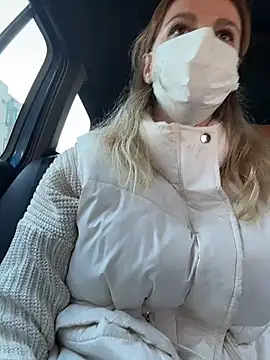 Živý XXX chat HarrietDart