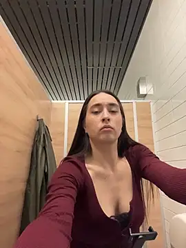 Holly_Play Live XXX-Chat