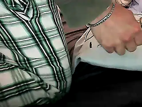 zebbi29GguyTn Webcam show