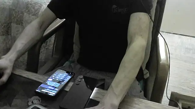 Pertunjukan Kamera Web FiSTALiTY