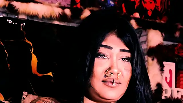 indian_dreamgirl's Live XXX Chat