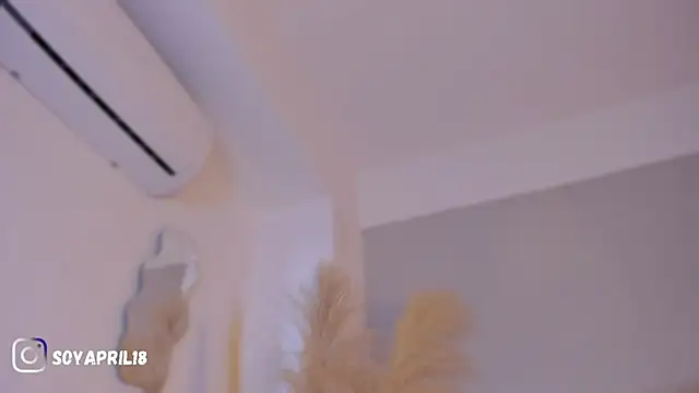 aprilebony_: απευθείας συνομιλία ΧΧΧ