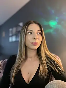 Czat XXX na żywo – Mia_Ethan