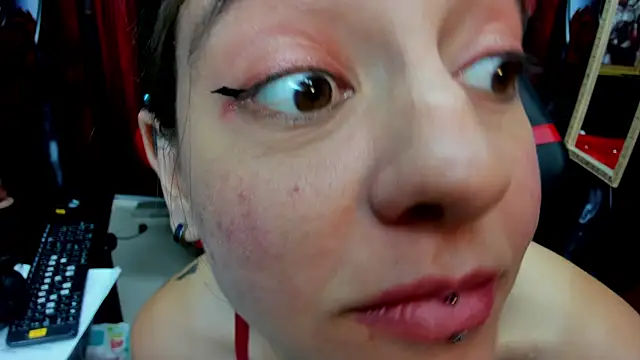 ArianaSommers Chat XXX live