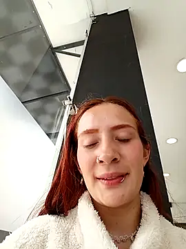 Czat XXX na żywo – Mery_Moon123