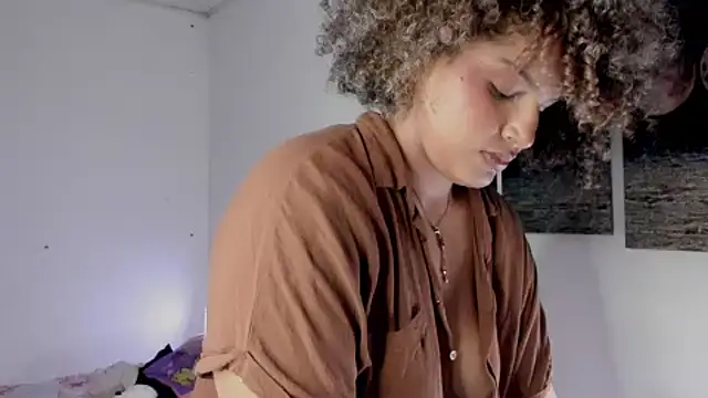 Czat XXX na żywo – chloe_kisses