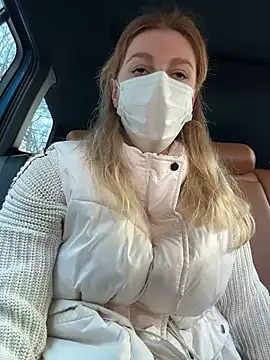 HarrietDart live XXX chat