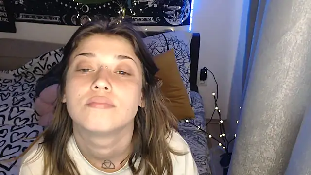 Živý XXX chat AlienforTwenty