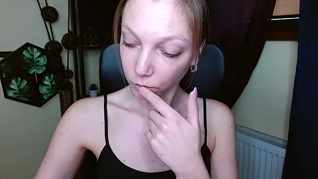 EmillyPlay Live XXX-chat