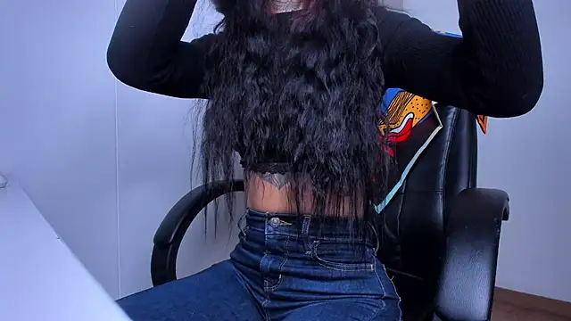 Онлайн чат XXX Lisegg_