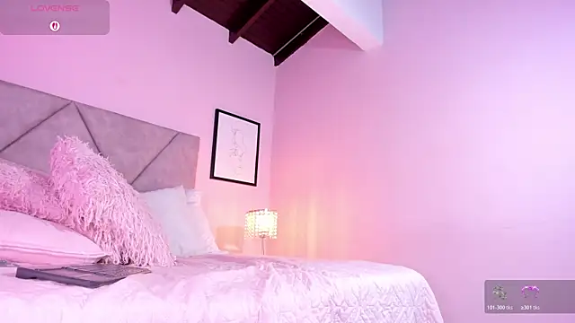 Emilyh_ Obrolan Langsung XXX