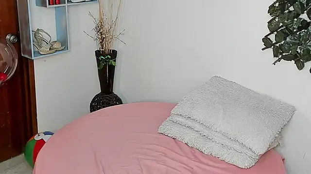 DestinyHills 现场XXX聊天