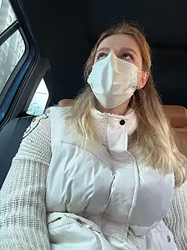 HarrietDart live XXX chat