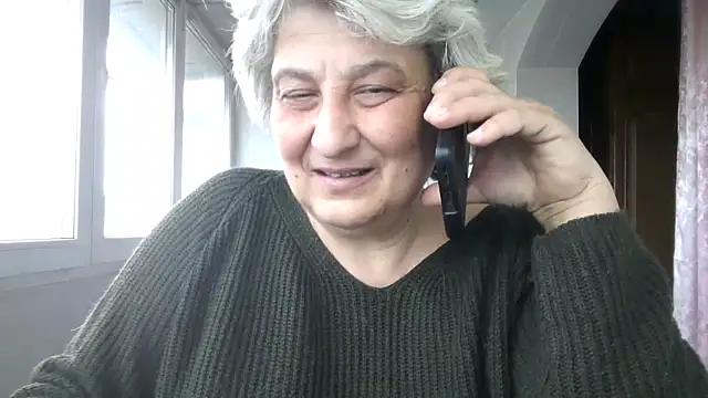 Chat XXX en directo de ExquisiteMature