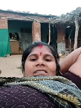 Hot_di97 élő XXX-chatje