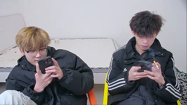 paofu-001 Show in webcam