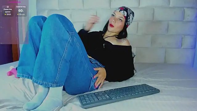 HollyGrey_'s Live XXX Chat