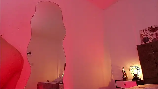 Chat +18 de Annie_bonnie_ ao vivo