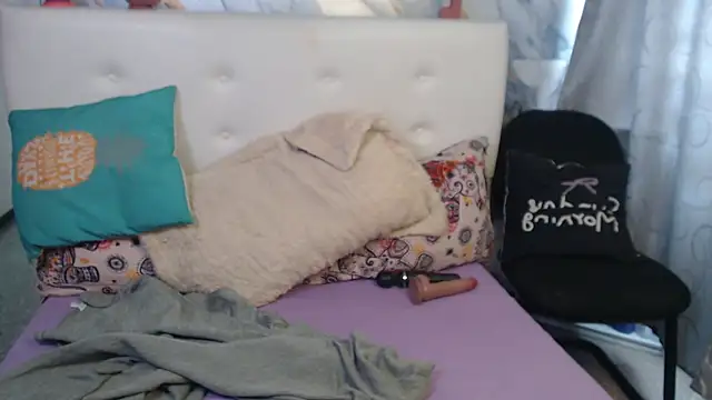 Chat XXX ao vivo de Nicolelewllss