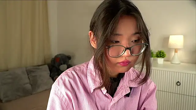 NelleMihalko's Webcam Show