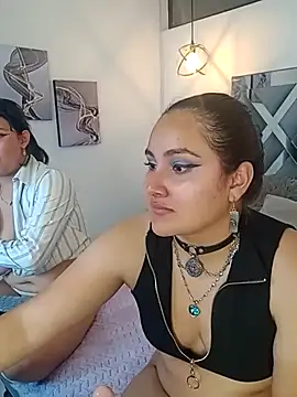 Liily_Foxxy – Kamerová šou