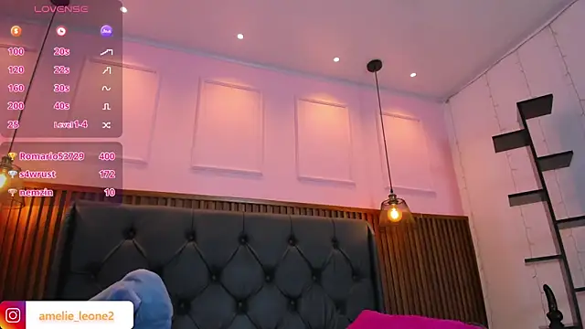 AMELIELEONE webcam show