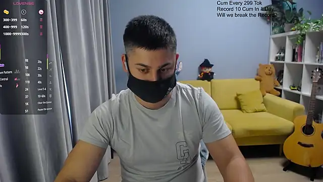 Tomguys Chat XXX in diretta