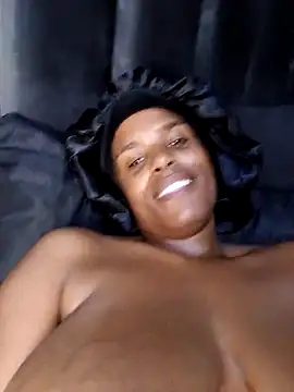 SexySlenderLexy élő XXX-chatje