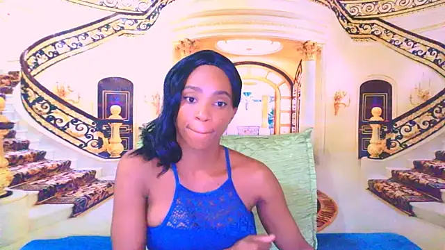 EbonyCreamy69 Adlı Modelin Canlı XXX Sohbeti