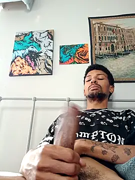 Show Webcam de BigPrettyDick777