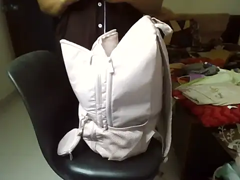 Czat XXX na żywo – MakeMeCumAhh