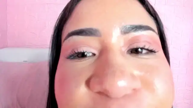 دردشة Celeste_Rox الجنسية المباشرة