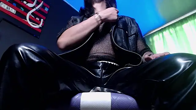 Dicaprioo_ live XXX chat