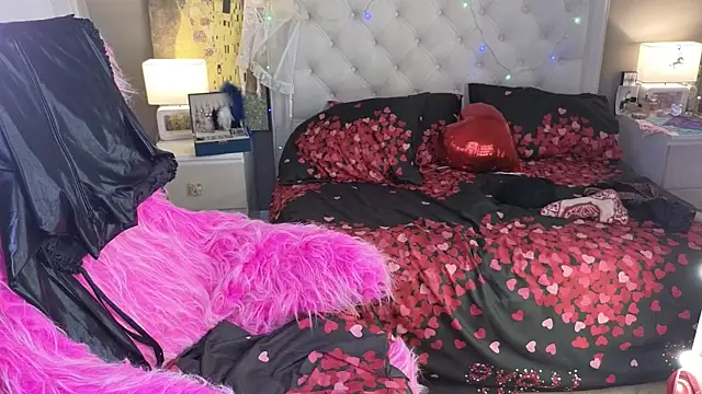 RoxalanaStar Adlı Modelin Canlı XXX Sohbeti