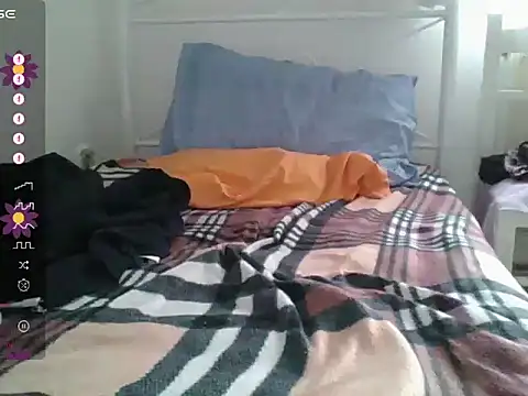 Impression222のライブXXXチャット