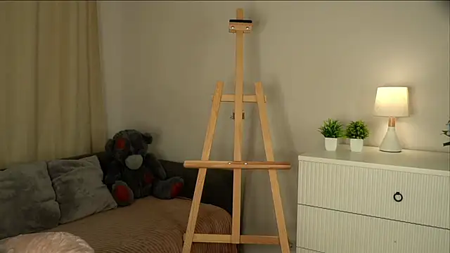 NelleMihalko Adlı Modelin Canlı XXX Sohbeti