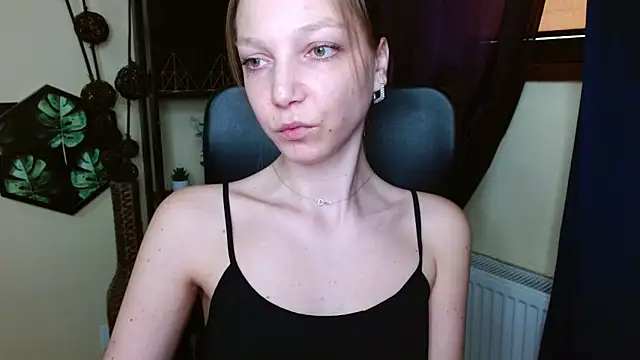 EmillyPlay's Live XXX Chat