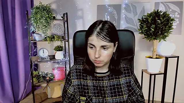 MartaEdams' Live XXX Chat